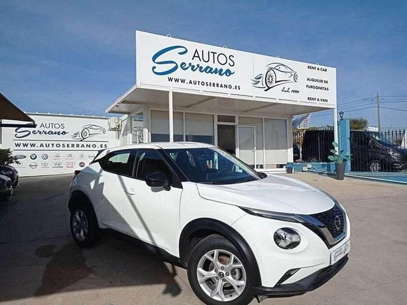 Usado Nissan Juke Acenta 114 CV (83 kW) 2021 Blanco SUV