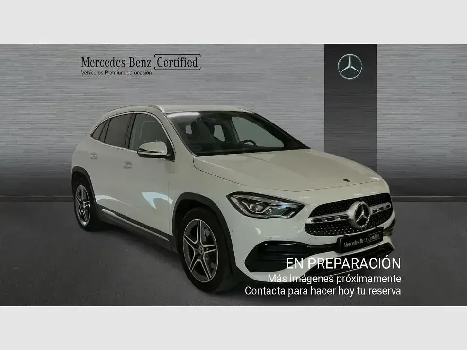 Usado Mercedes GLA200 150 CV (110 kW) 2023 Blanco SUV