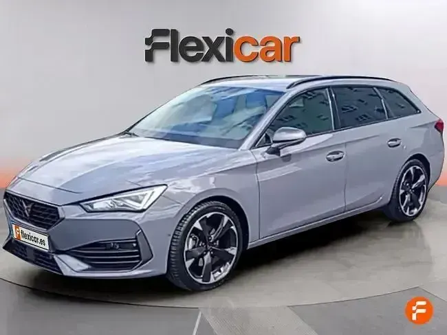Usado Cupra Leon 150 CV (110 kW) 2023 Gris Familiar