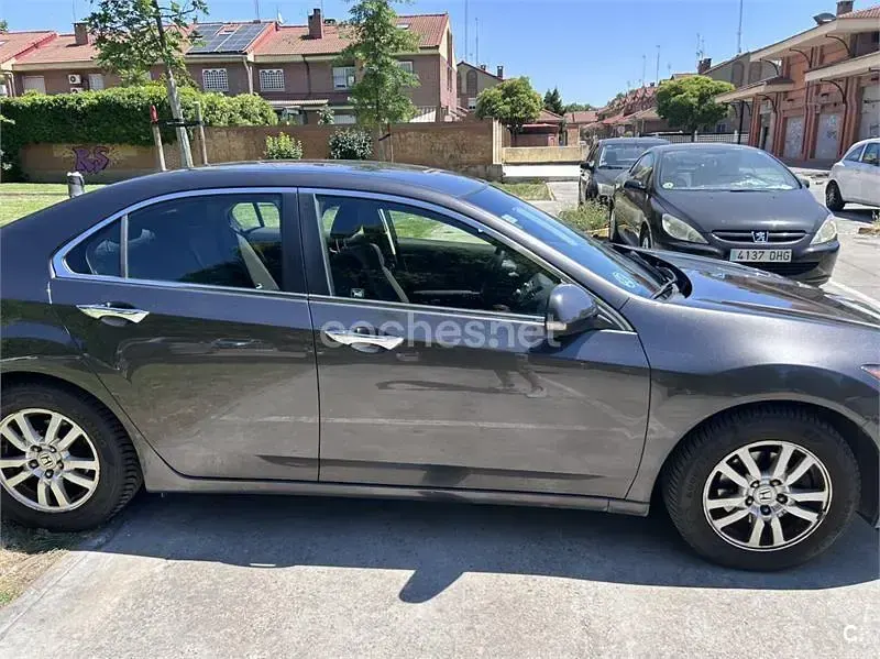 Usado Honda Accord Elegance 150 CV (110 kW) 2010 Negro Berlina