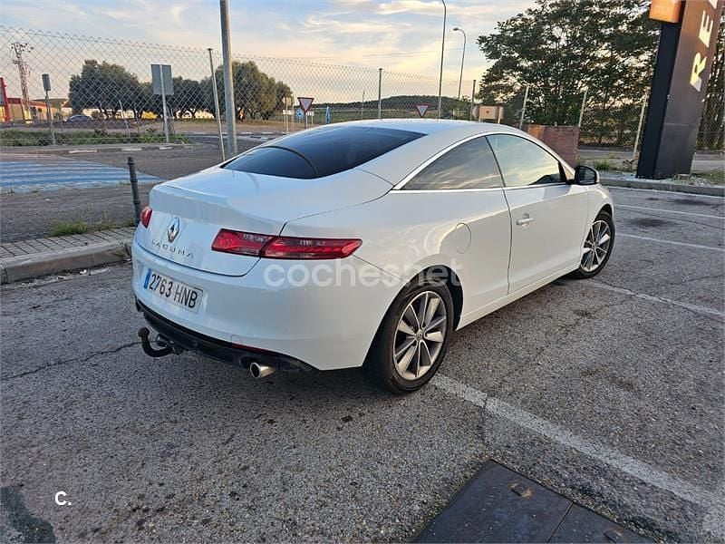 Usado Renault Laguna Coupé 150 CV (110 kW) 2012 Blanco Coupe