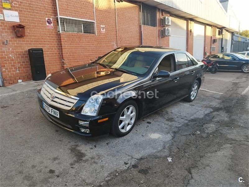 Usado Cadillac STS 257 CV (189 kW) 2007 Negro Berlina