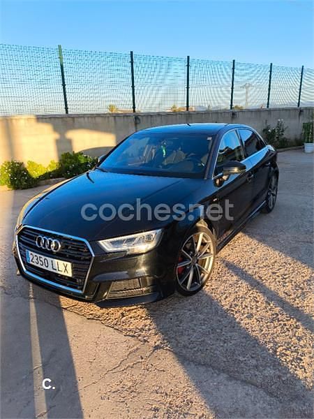 Negro Usado 2017 Audi A3 Black Edition Berlina | 15.000 € (Buen precio) - Imagen 1/4