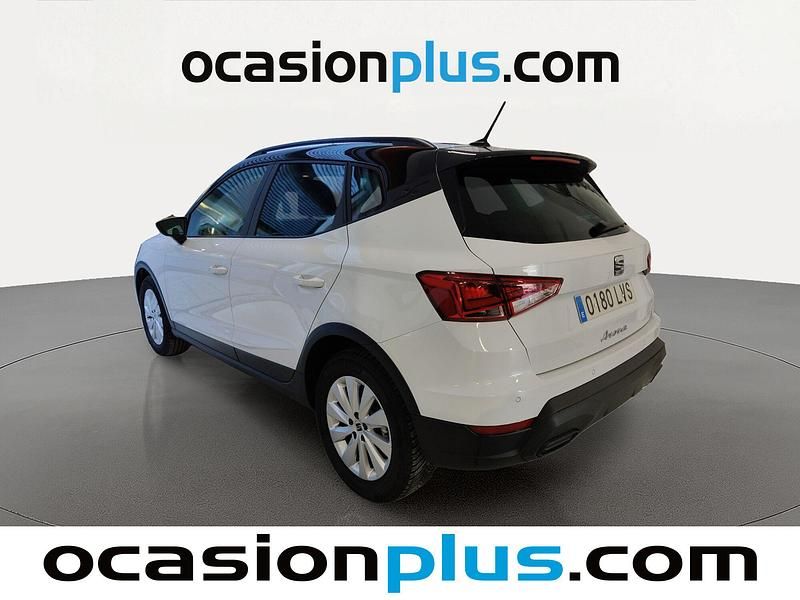 Usado Seat Arona Style Plus 110 CV (80 kW) 2021 Blanco SUV
