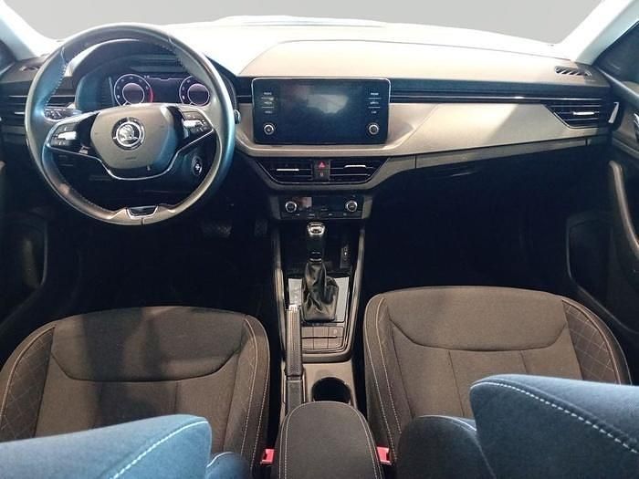 Usado Skoda Kamiq Ambition 110 CV (80 kW) 2021 Blanco SUV