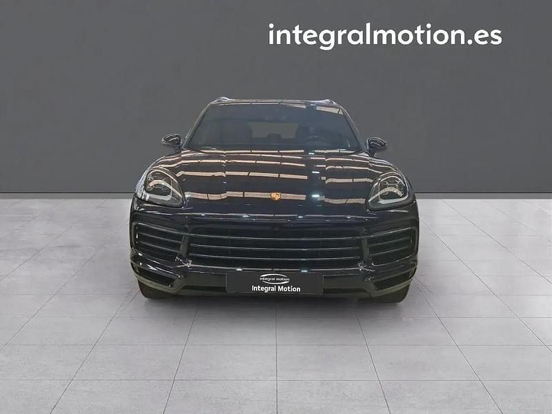 Käytetty Porsche Cayenne 462 HP (339 kW) 2021 Musta Katumaasturi
