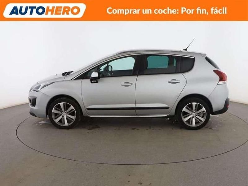Usado Peugeot 3008 Allure 120 CV (88 kW) 2015 Gris SUV