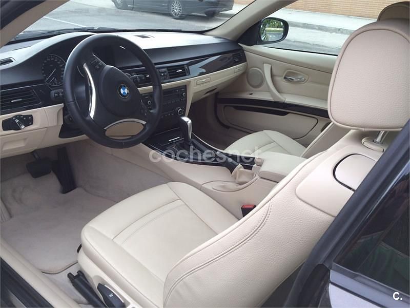 Usado BMW 320 Efficient Dynamics 177 CV (130 kW) 2011 Gris / plata Coupe