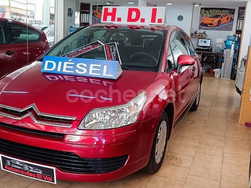 Usado Citroën C4 110 CV (80 kW) 2008 Granate Berlina