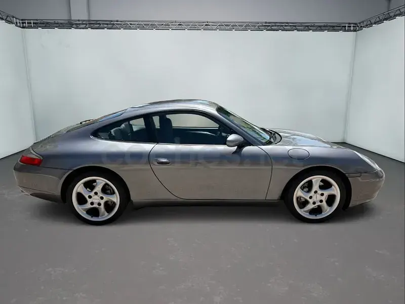 Usado Porsche 911 Carrera 4 320 CV (235 kW) 2000 Gris / plata Coupe