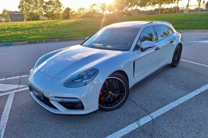Gris Usado 2018 Porsche Panamera Turbo Sport Turismo Berlina | 74.990 € - Imagen 1/4
