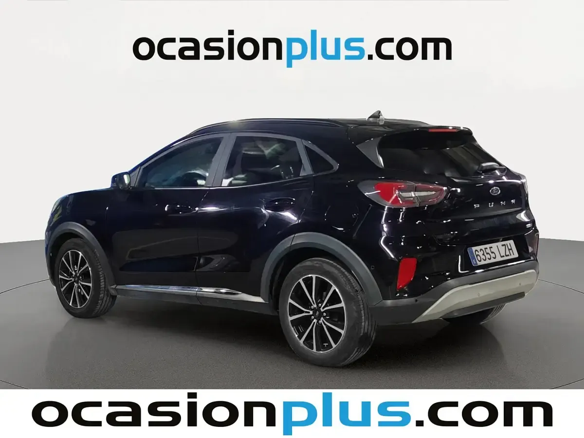 Usado Ford Puma Titanium 125 CV (91 kW) 2022 Negro SUV