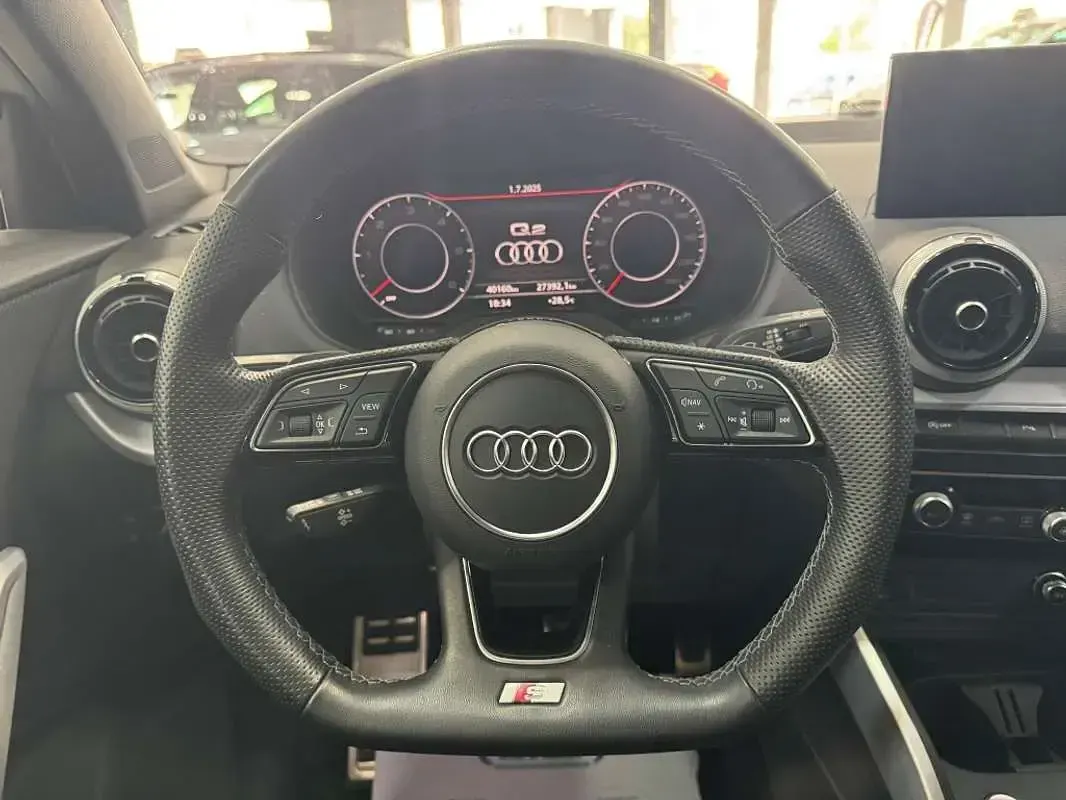Usado Audi Q2 S-Line 150 CV (110 kW) 2023 Blanco SUV