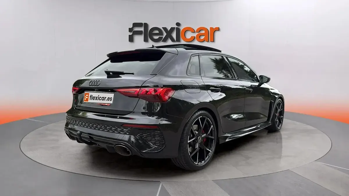 Usado Audi RS3 Premium 400 CV (294 kW) 2022 Negro Berlina