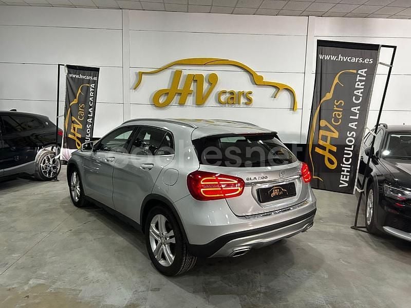 Usado Mercedes GLA200 Style 136 CV (100 kW) 2015 Gris / plata SUV