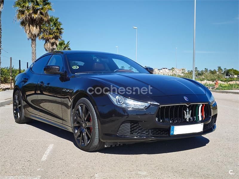 Usado Maserati Ghibli 275 CV (202 kW) 2014 Azul Berlina