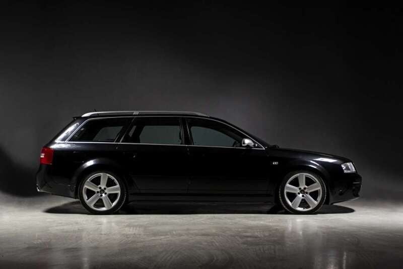 Usado Audi RS6 450 CV (330 kW) 2002 Negro Familiar