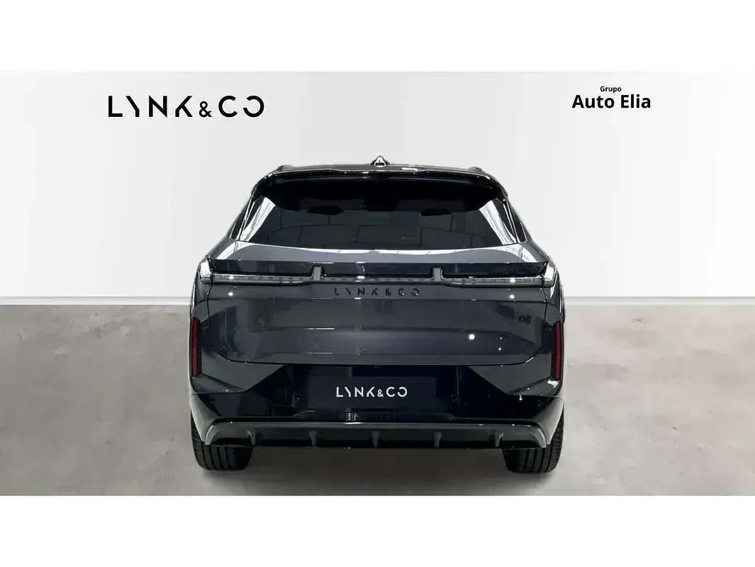 Usado Lynk & Co 08 347 CV (255 kW) 2025 Gris SUV