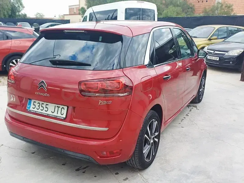 Usado Citroën C4 Picasso Live 120 CV (88 kW) 2016 Granate Monovolumen