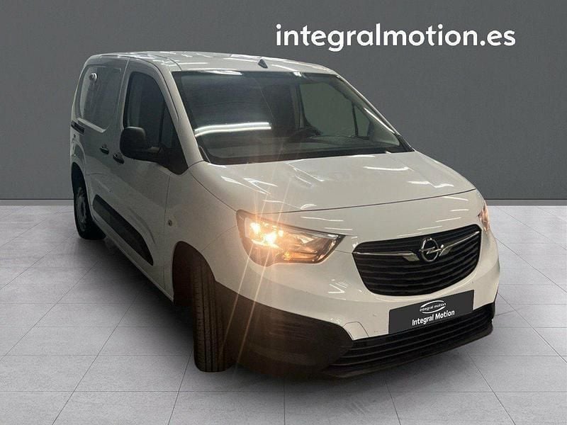Usado Opel Combo S 102 CV (75 kW) 2019 Blanco Monovolumen