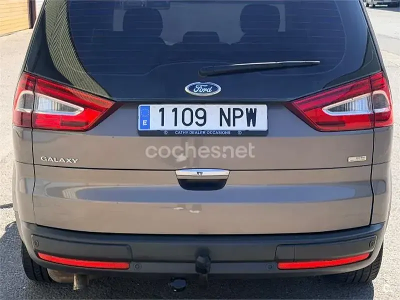 Usado Ford Galaxy Titanium 160 CV (117 kW) 2012 Beige Monovolumen