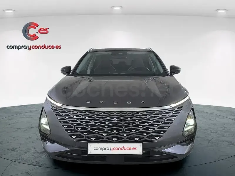 Usado Omoda 5 147 CV (108 kW) 2025 Gris / plata SUV