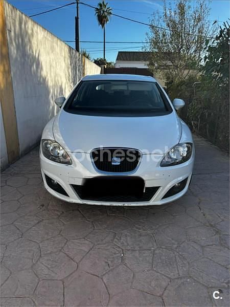 Usado Seat Leon Copa 105 CV (77 kW) 2011 Blanco Utilitario