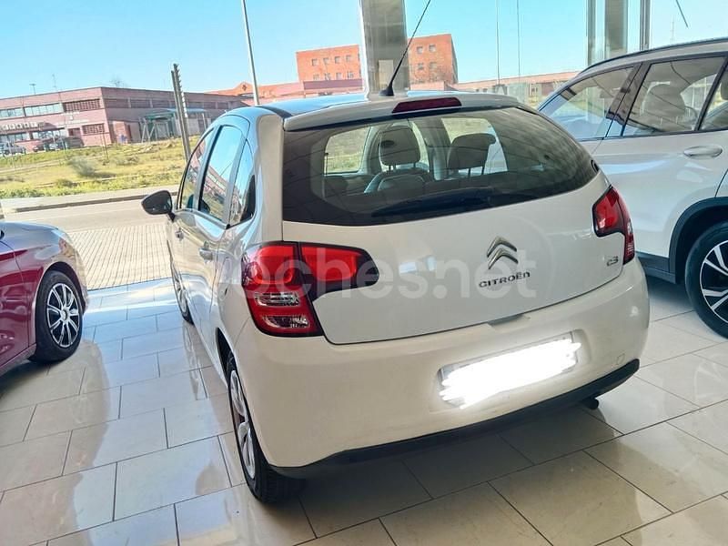 Usado Citroën C3 Attraction 73 CV (53 kW) 2011 Blanco Utilitario