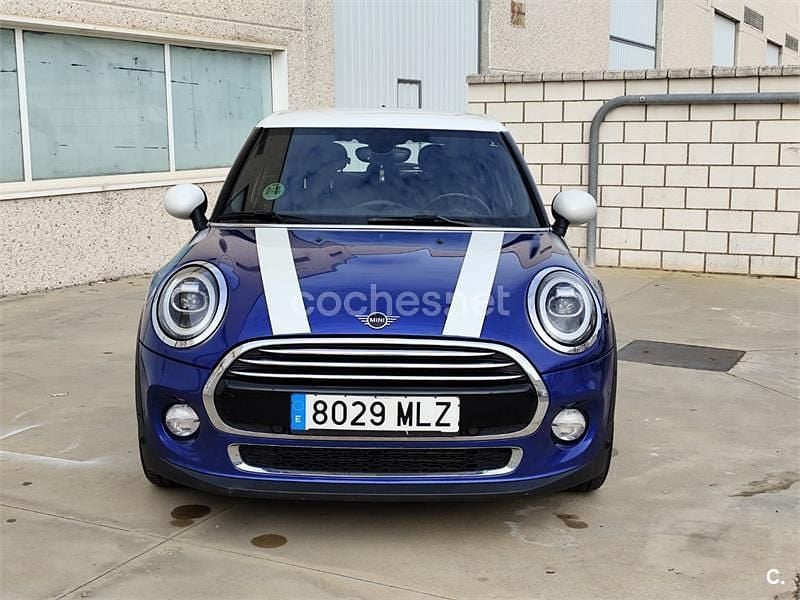 Usado Mini Cooper D 116 CV (85 kW) 2018 Azul Utilitario