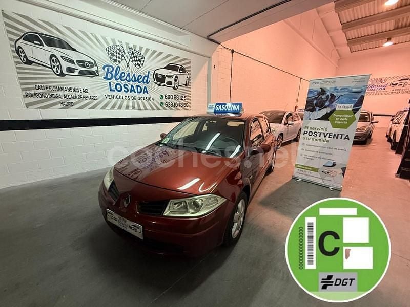 Granate Usado 2007 Renault Mégane II Authentique Berlina | 3670 € (Precio justo) - Imagen 1/4