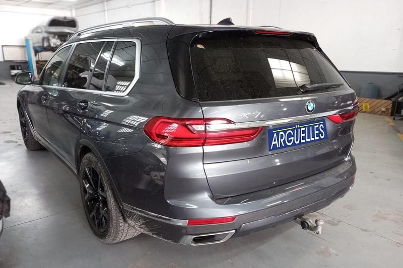 Usado BMW X7 333 CV (244 kW) 2022 Gris SUV