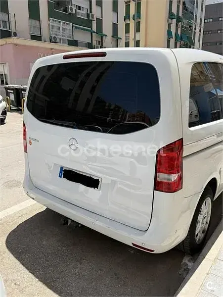 Usado Mercedes V220 Avantgarde 163 CV (119 kW) 2015 Blanco Monovolumen