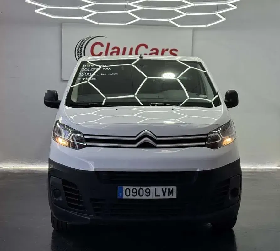 Usado Citroën Jumpy 102 CV (75 kW) 2022 Blanco Monovolumen