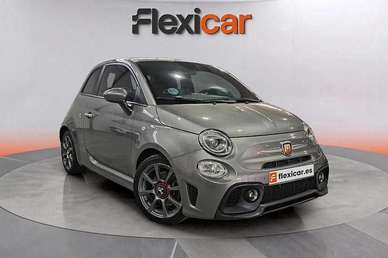Gris Usado 2022 Abarth 595 Utilitario | 17.990 € (Precio justo) - Imagen 1/4