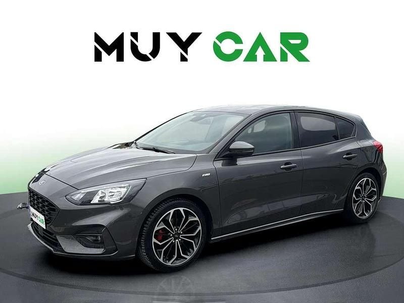 Usado Ford Focus ST-Line X 125 CV (91 kW) 2021 Gris Utilitario