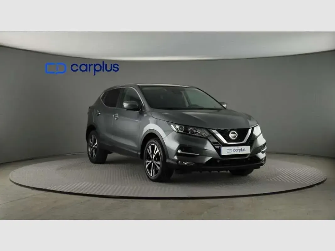 Usado Nissan Qashqai N-Connecta 116 CV (85 kW) 2018 Gris SUV