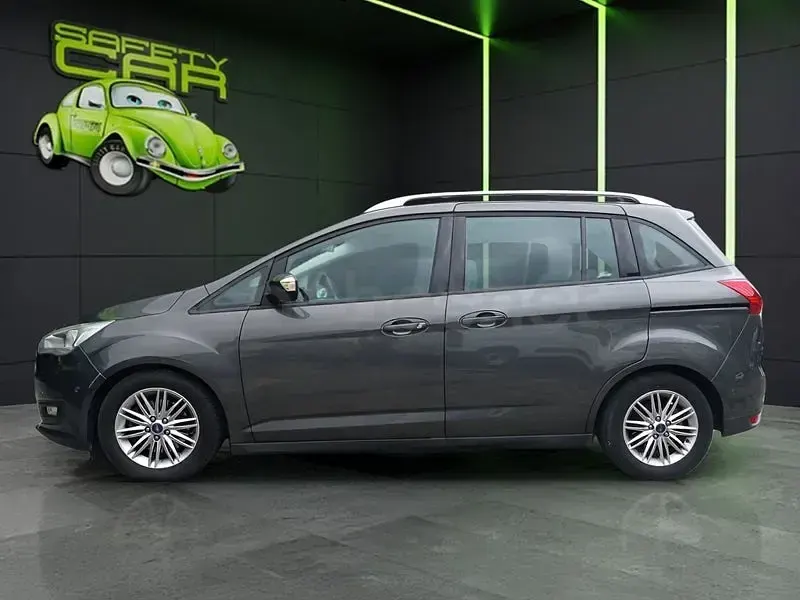 Usado Ford Grand C-Max Titanium 125 CV (91 kW) 2017 Gris / plata Monovolumen