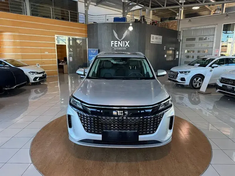 Nuevo DFSK E5 217 CV (159 kW) 2026 Gris / plata SUV