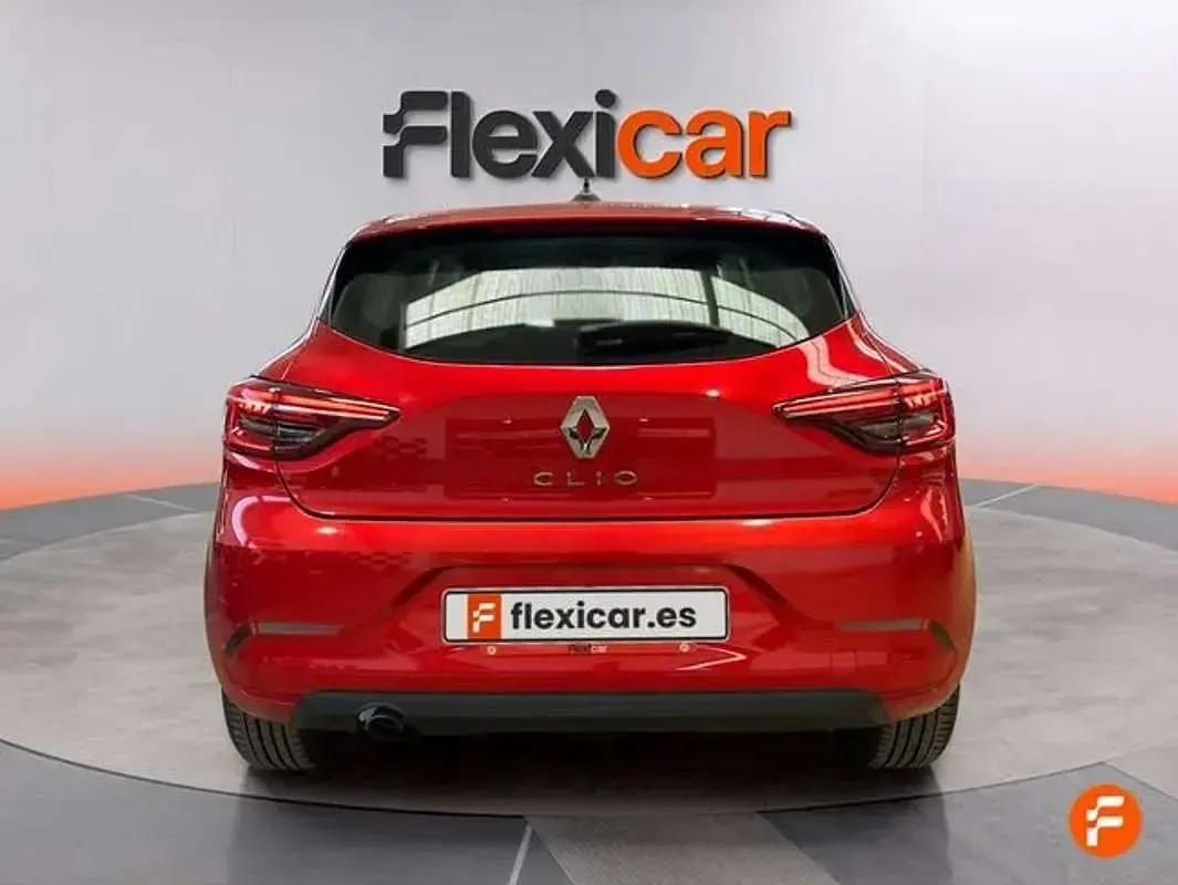 Usado Renault Clio LIMITED 91 CV (66 kW) 2022 Rojo Utilitario