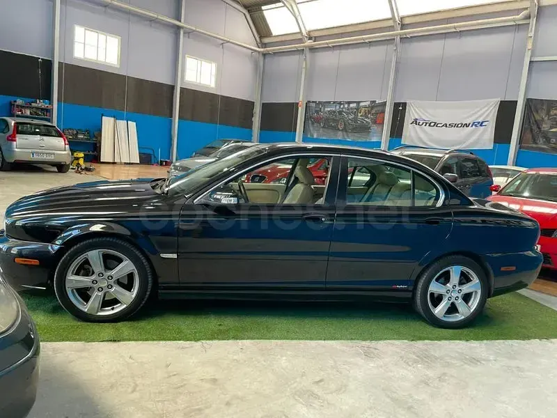 Usado Jaguar X-type Executive 145 CV (106 kW) 2008 Negro Berlina