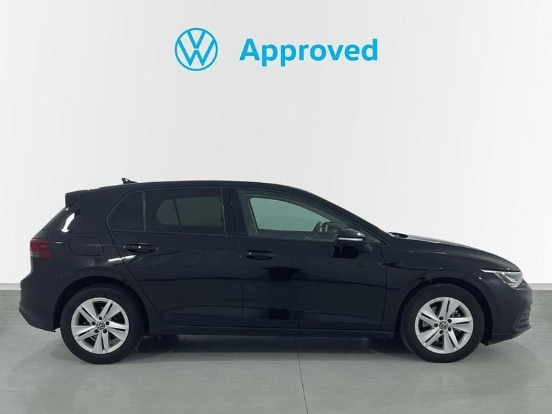 Usado VW Golf VIII Life 115 CV (84 kW) 2024 Negro