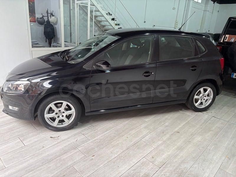 Usado VW Polo Advance 70 CV (51 kW) 2011 Negro Utilitario