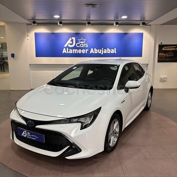 Usado Toyota Corolla Active 122 CV (89 kW) 2021 Blanco Berlina