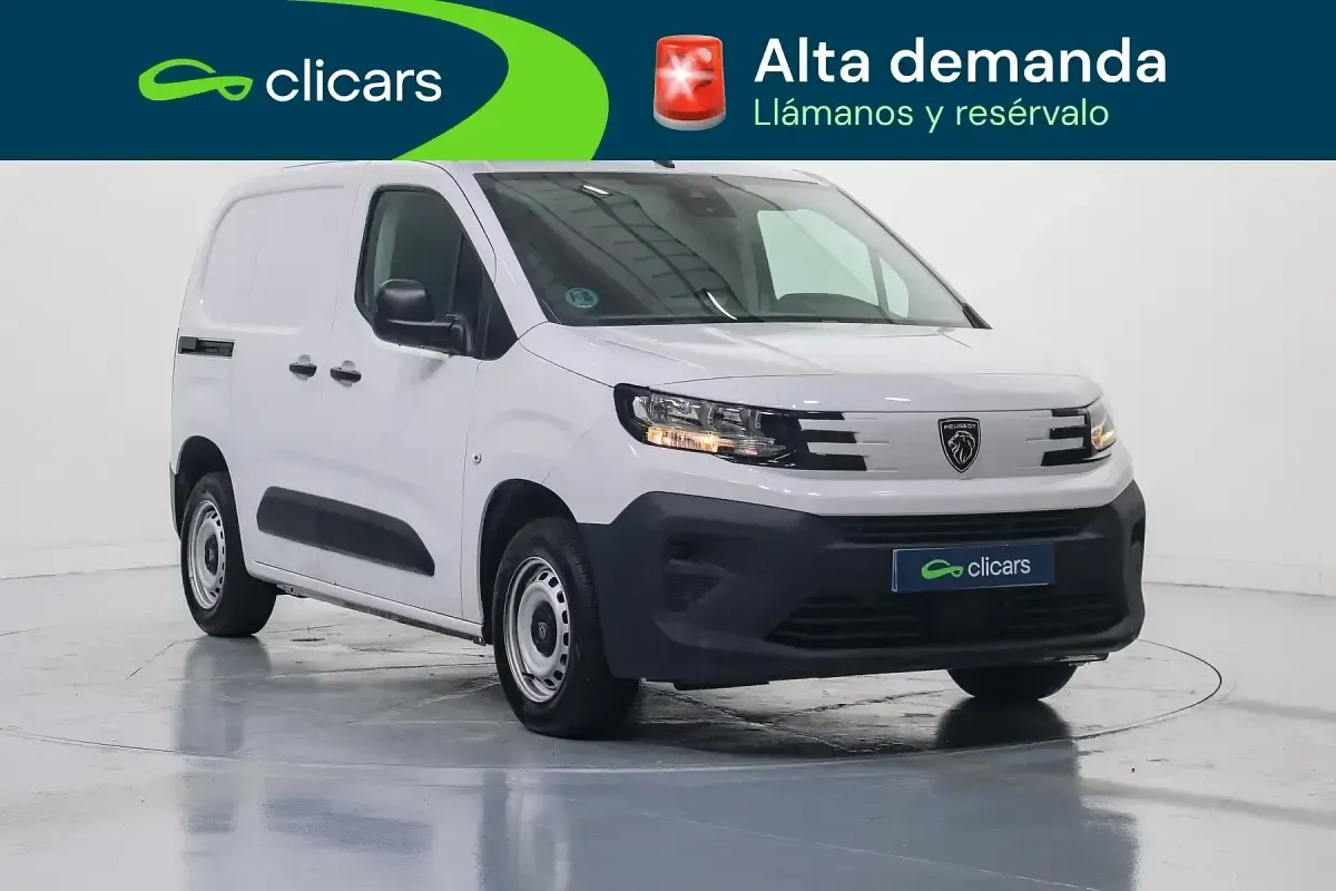 Usado Peugeot Partner S 100 CV (73 kW) 2024 Blanco Monovolumen