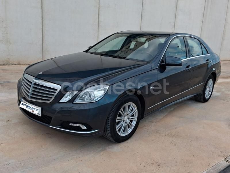 Gris / plata Usado 2009 Mercedes E220 Avantgarde Berlina | 8900 € (Super precio) - Imagen 1/4