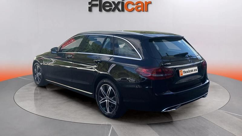 Usado Mercedes C200 184 CV (135 kW) 2020 Negro Familiar
