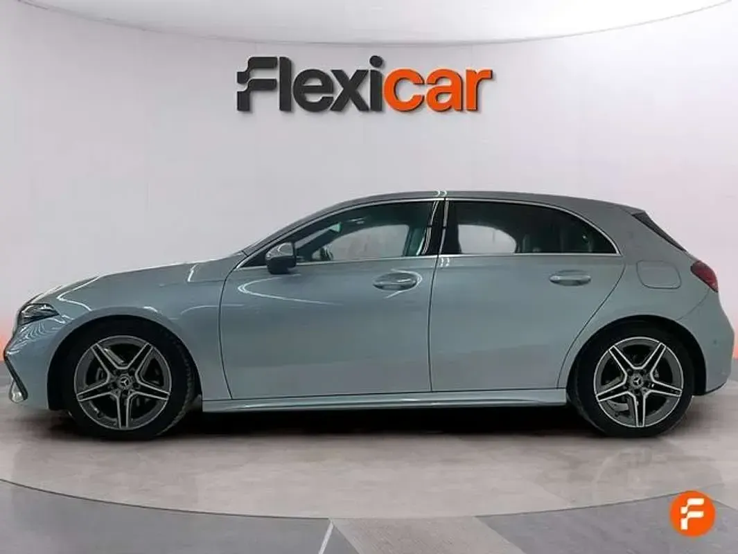 Käytetty Mercedes A220 136 HP (100 kW) 2024 Harmaa Sedan