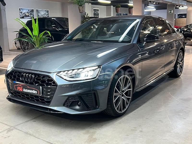 Usado Audi A4 S-Line 163 CV (119 kW) 2023 Gris / plata Berlina