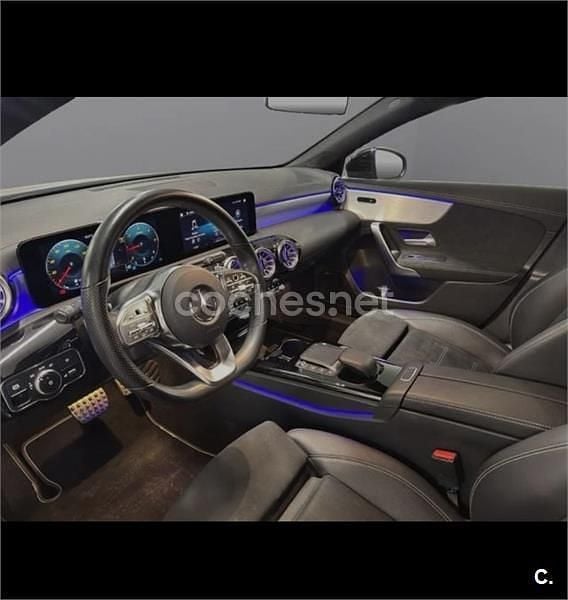 Usado Mercedes A180 116 CV (85 kW) 2020 Beige Berlina