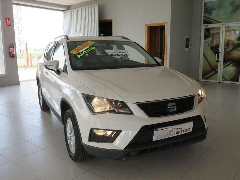 Usado Seat Ateca Style 115 CV (84 kW) 2019 Blanco SUV